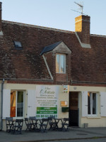 Chez L'artiste