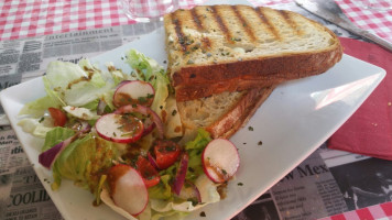 Le Cafe de la Gare