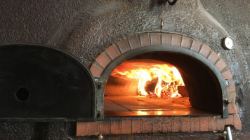 La Girafe Pizzeria Au Feu De Bois