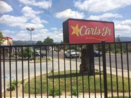 Carl's Jr.