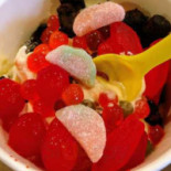 Moooberry Frozen Yogurt