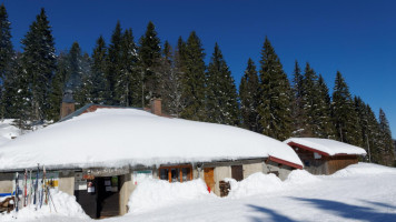 Le Chalet De La Frasse