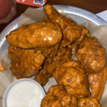 Hooters