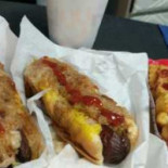 Gus' Hot Dogs
