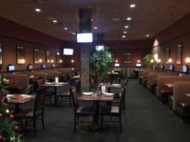 Mcloone's Woodbridge Grille