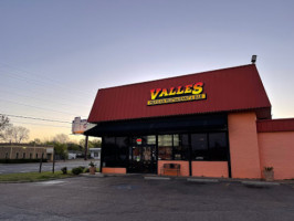 Valle's Mexican Bar