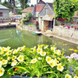 Au Moulin