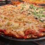 Chanticlear Pizza