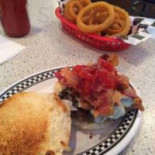 Pete N' Reenie's