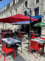 Bistrot De L' Avenue