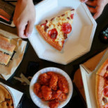 Pizza Hut W 117th St