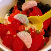 Moooberry Frozen Yogurt