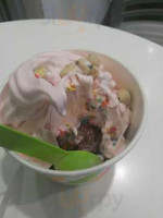 Yogurtland