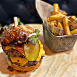 Pizza Uno Burger