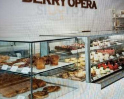 Berry Opera