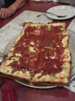 Loui's Pizza