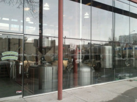 Yellowhead Brewing Co.