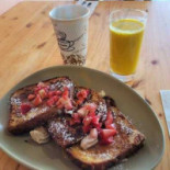 Mitten And Boot Cafe And Fine Foods