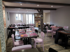 Le Cafi Des Amis