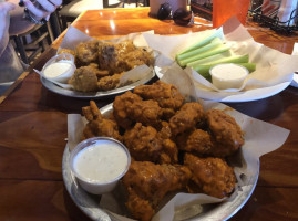 Hooters