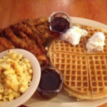 Roscoe's House Of Chicken 'n Waffles