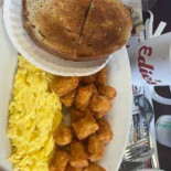 Edie's Luncheonette