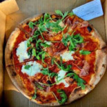 Love.crust.pizza