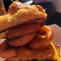 Big Earl's Greasy Eats