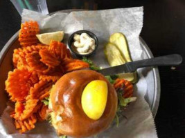 Harsens Island Schoolhouse Grille