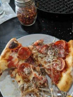 Flo's Wood Fired Pizzeria