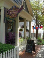 Saugatuck Tea Cafe And Gifts