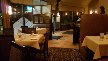 Zougla Restaurant