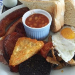 Whistles Tea Room