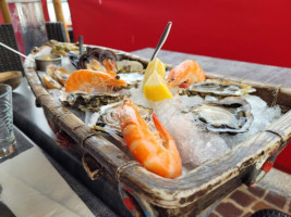 Le Quai Des Pirates Et Fruits De Mer Martigues