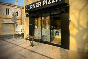 Corner Pizza