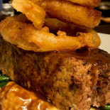 Henley's Village Tavern