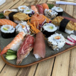 La Cabane Du Général Yaut' Sushi