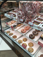 Carlo's Bakery