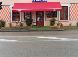 Le Grillon