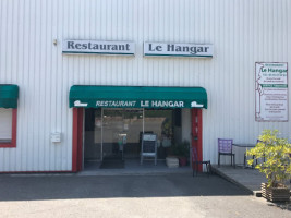 Le Hangar