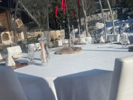 Les Tables