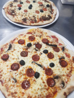 Evans Pizza