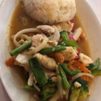 Chao Phraya Thai And Sushi Grill