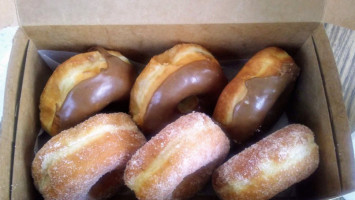 Best Country Donuts