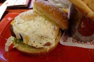 Red Robin Gourmet Burgers