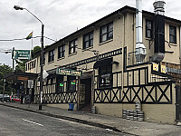 The Oxford Tavern