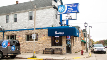 J&b's Blue Ribbon And Grill