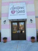 Luscious Sweet Gourmet Bakery