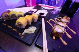 Jsushi Fontainebleau