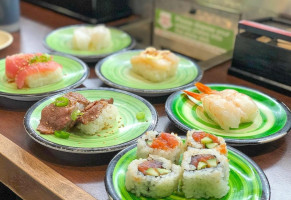 Kura Revolving Sushi